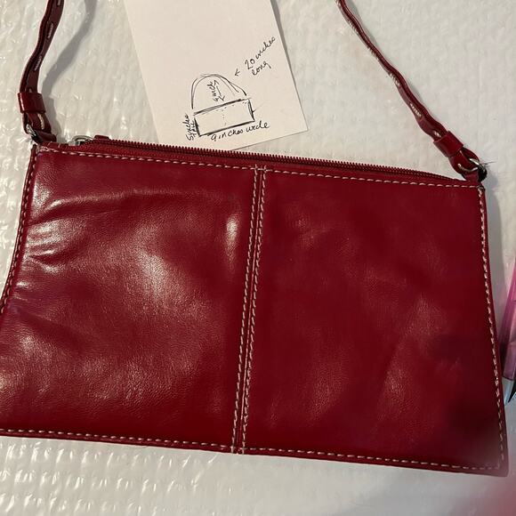 Charter Club Clutch purse.  Zipper closure. 1 inside zipper pouch. Cranberry - Picture 4 of 12